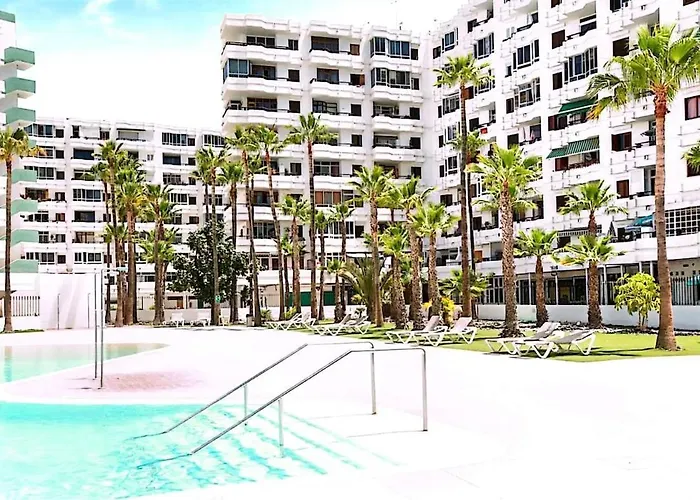 Sunny Seasons By Casas Cocodrilo *